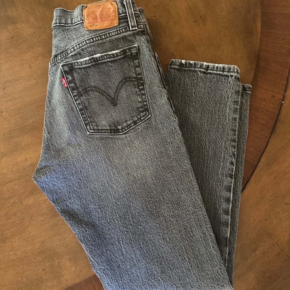 Levi’s 501s size 27!